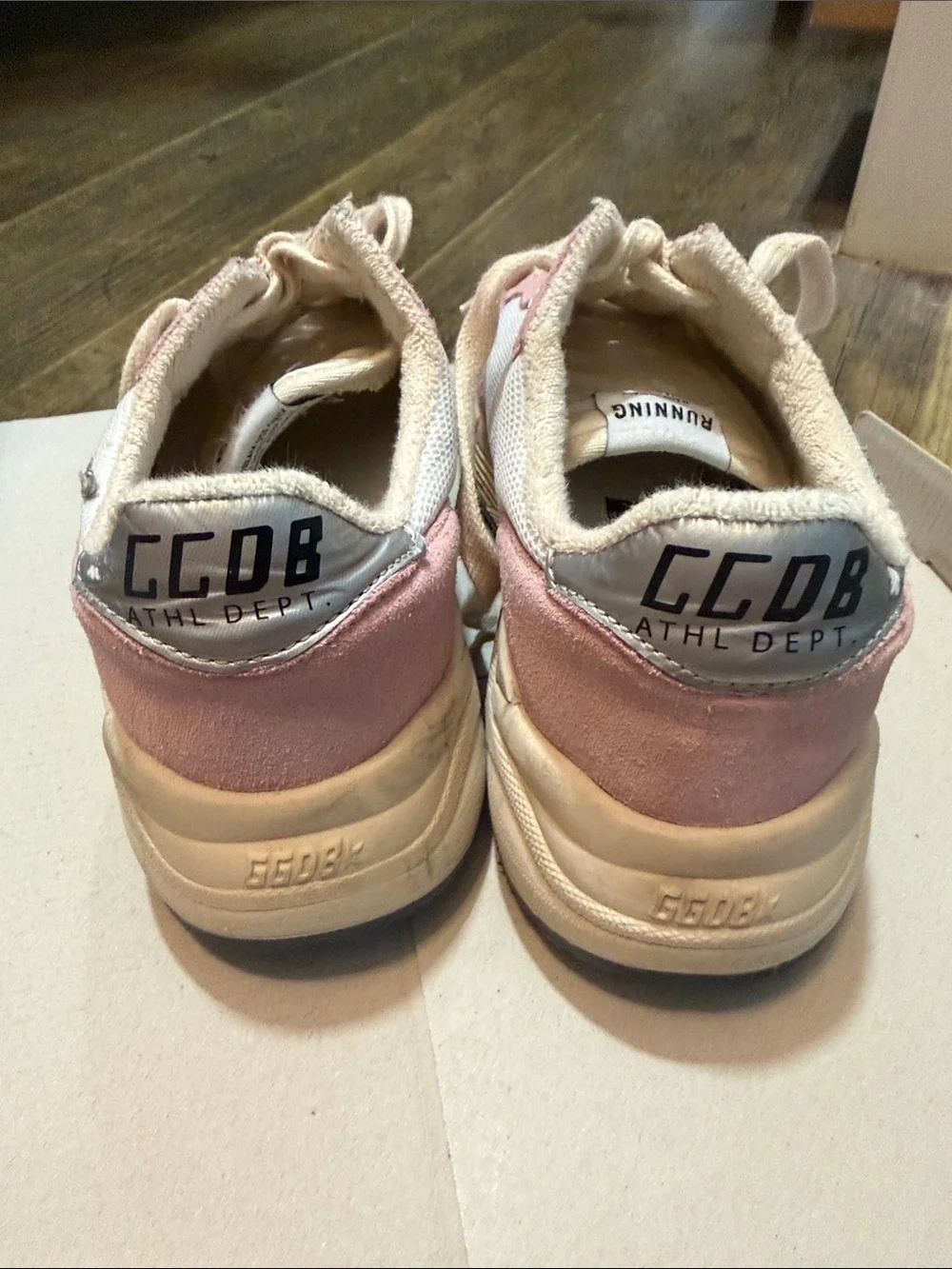 Golden Goose Pink and White Glitter Star Sneakers - Picture 3 of 10